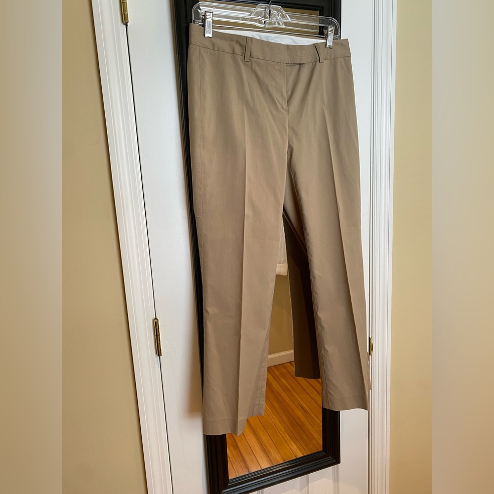 Never worn Theory khaki pants